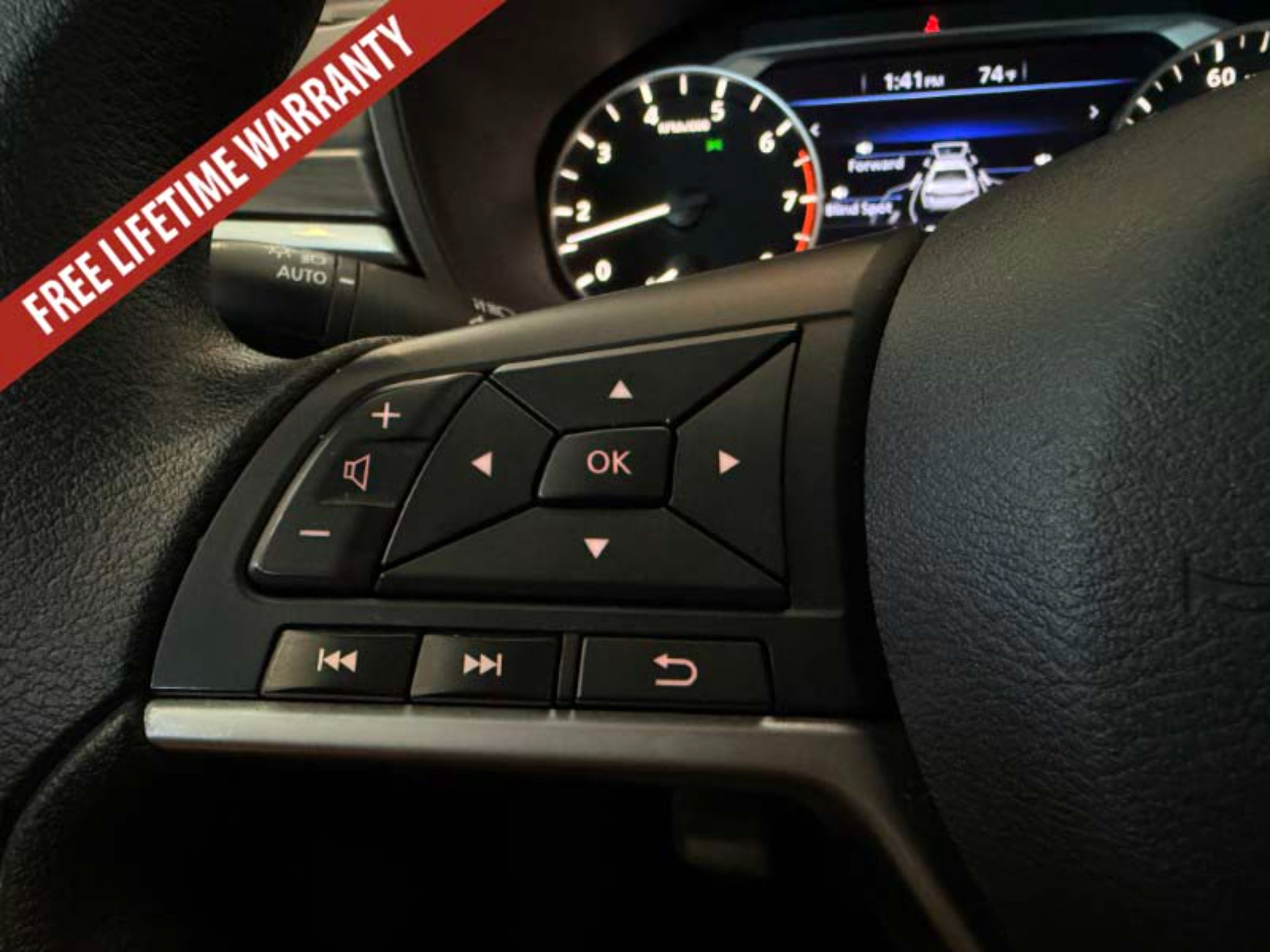 Used 2025 Nissan Altima 2.5 SV AWD/4WD image 32