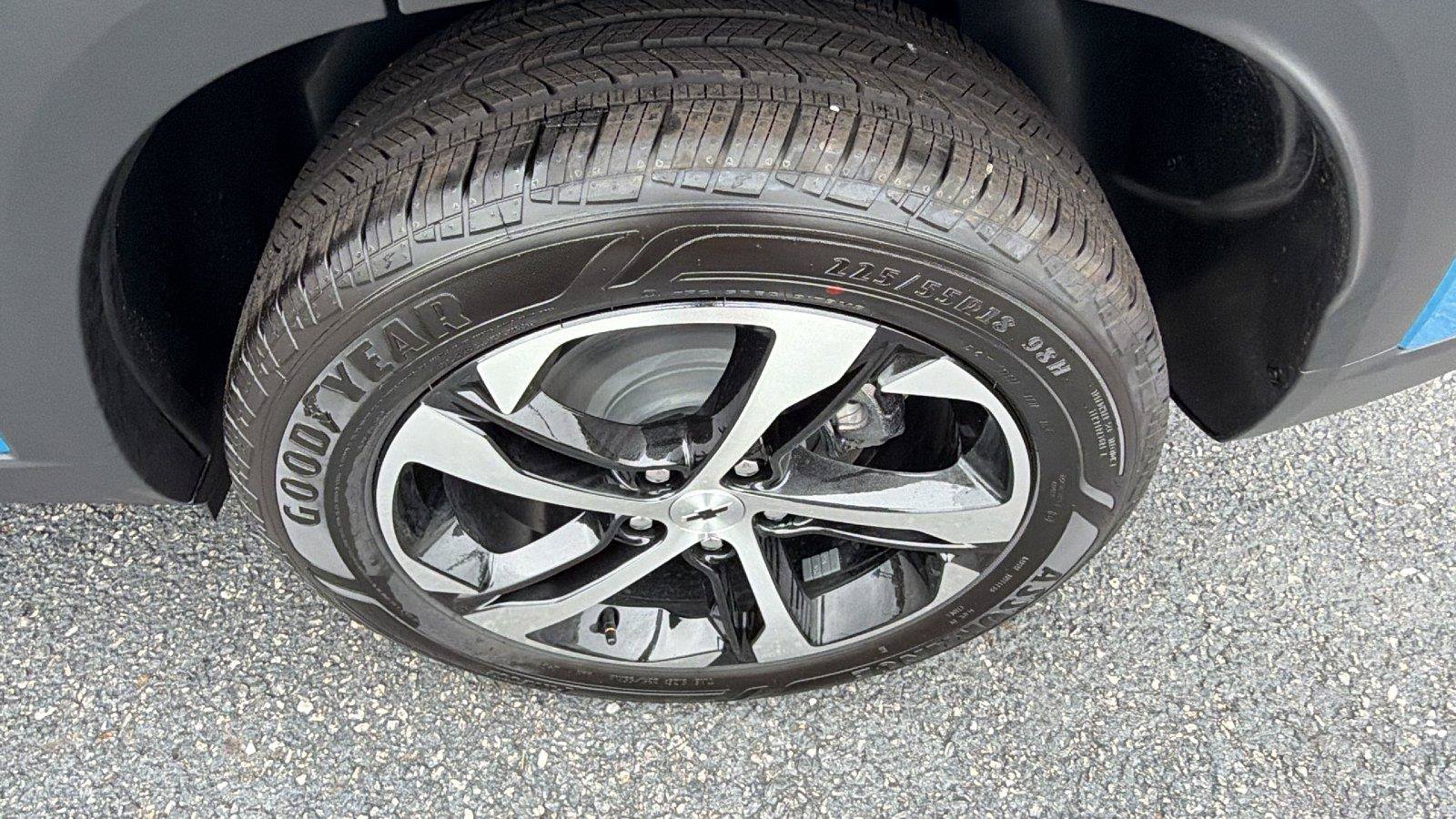 New 2026 Chevrolet Trax RS FWD image 12