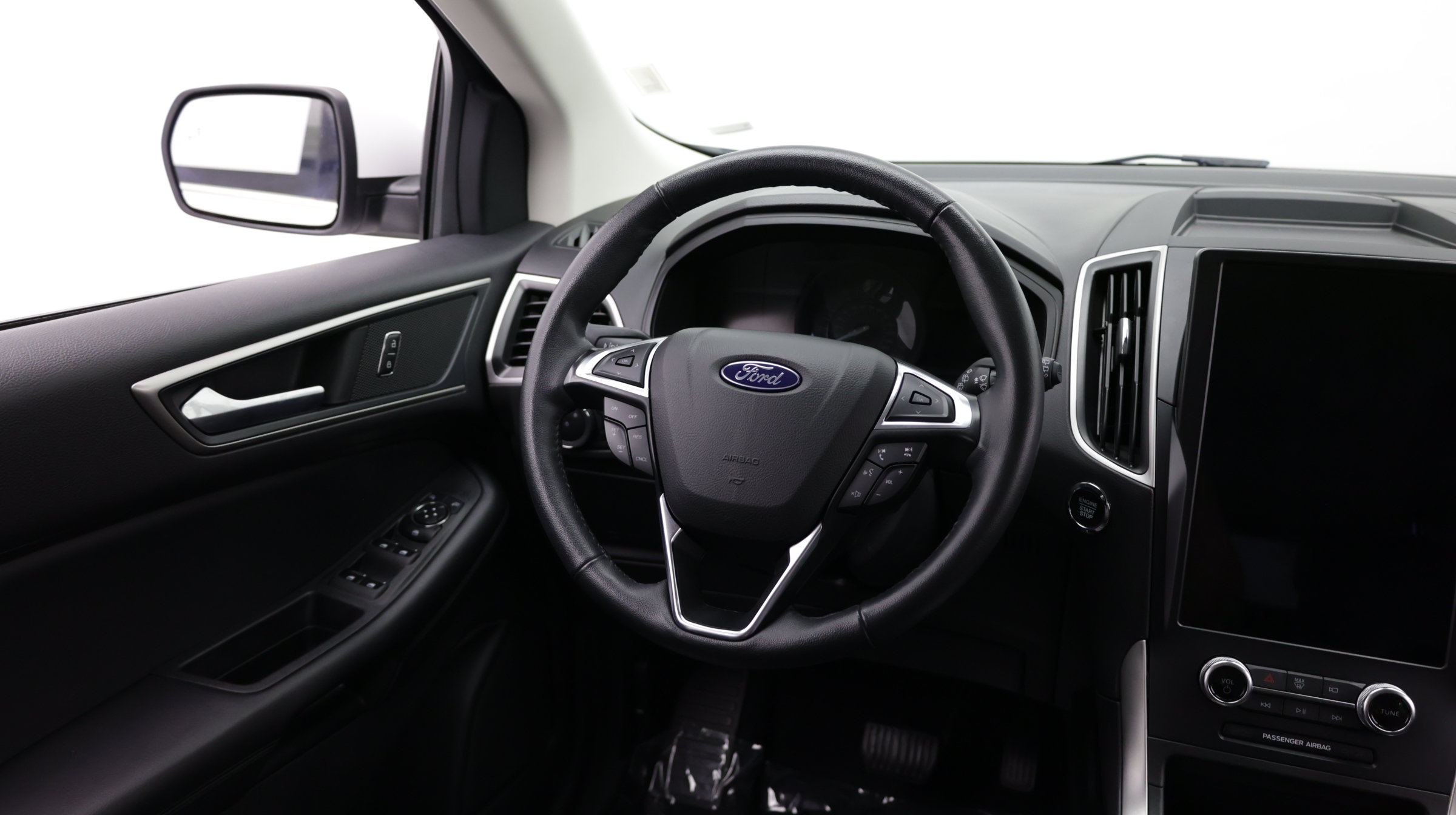Used 2024 Ford Edge SEL AWD/4WD image 30