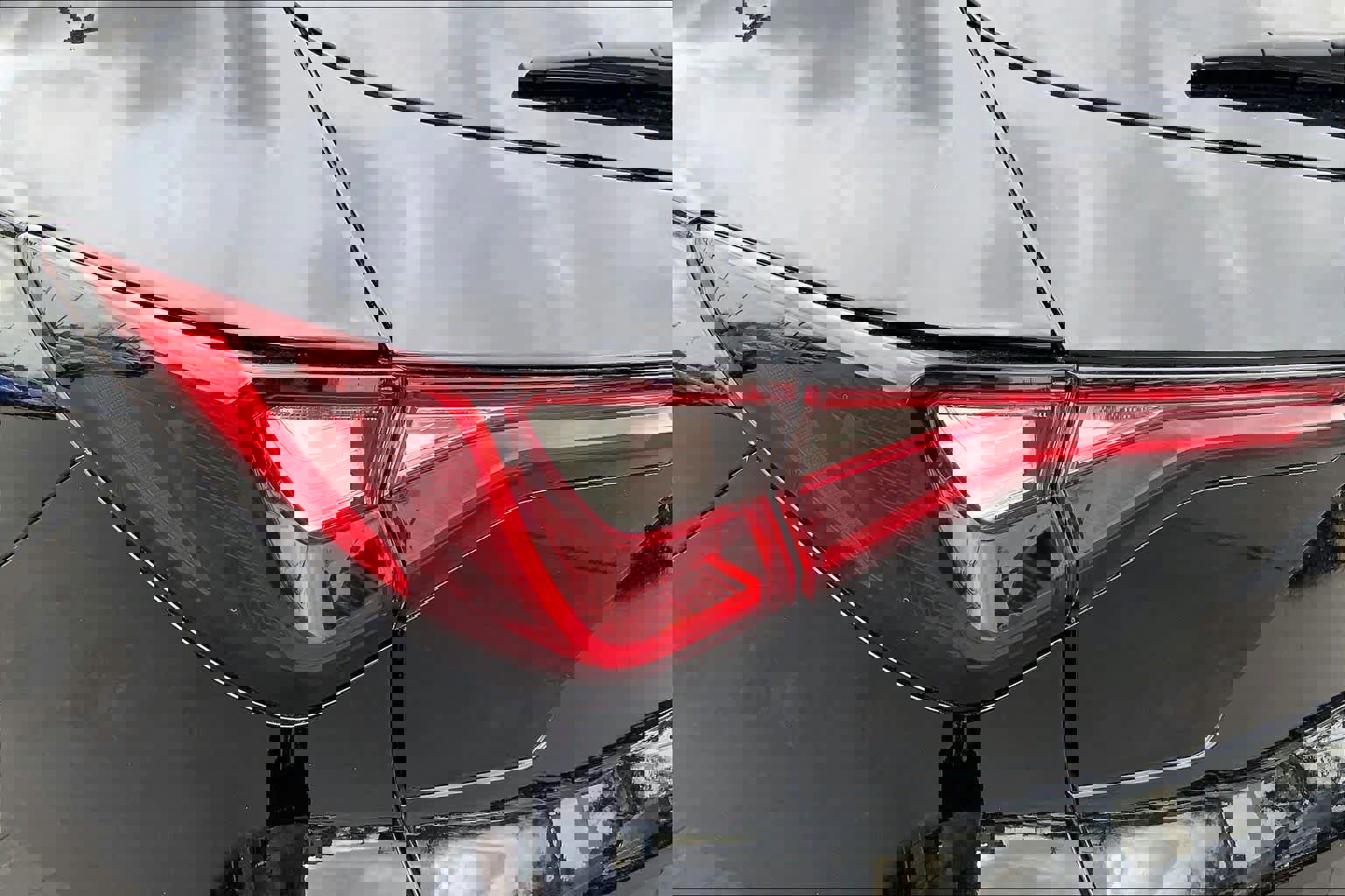 Used 2025 Acura MDX image 29