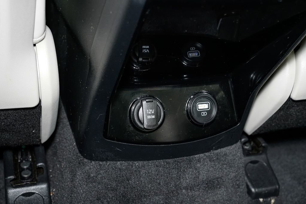 Certified 2023 Kia Sorento SX image 27