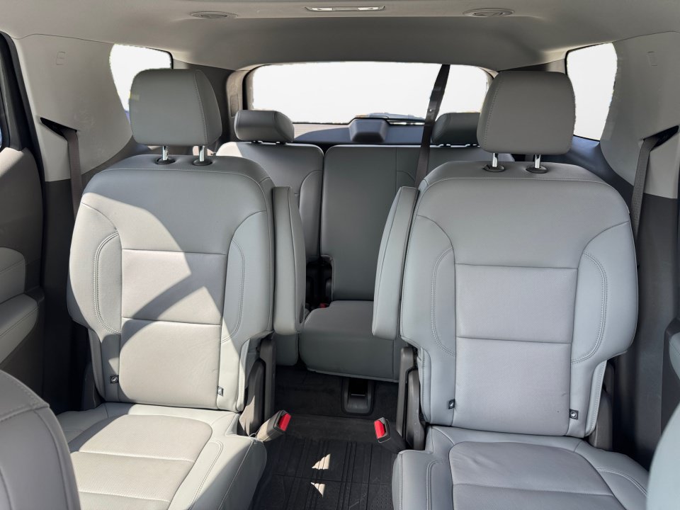 Used 2021 Chevrolet Traverse Premier AWD/4WD image 15