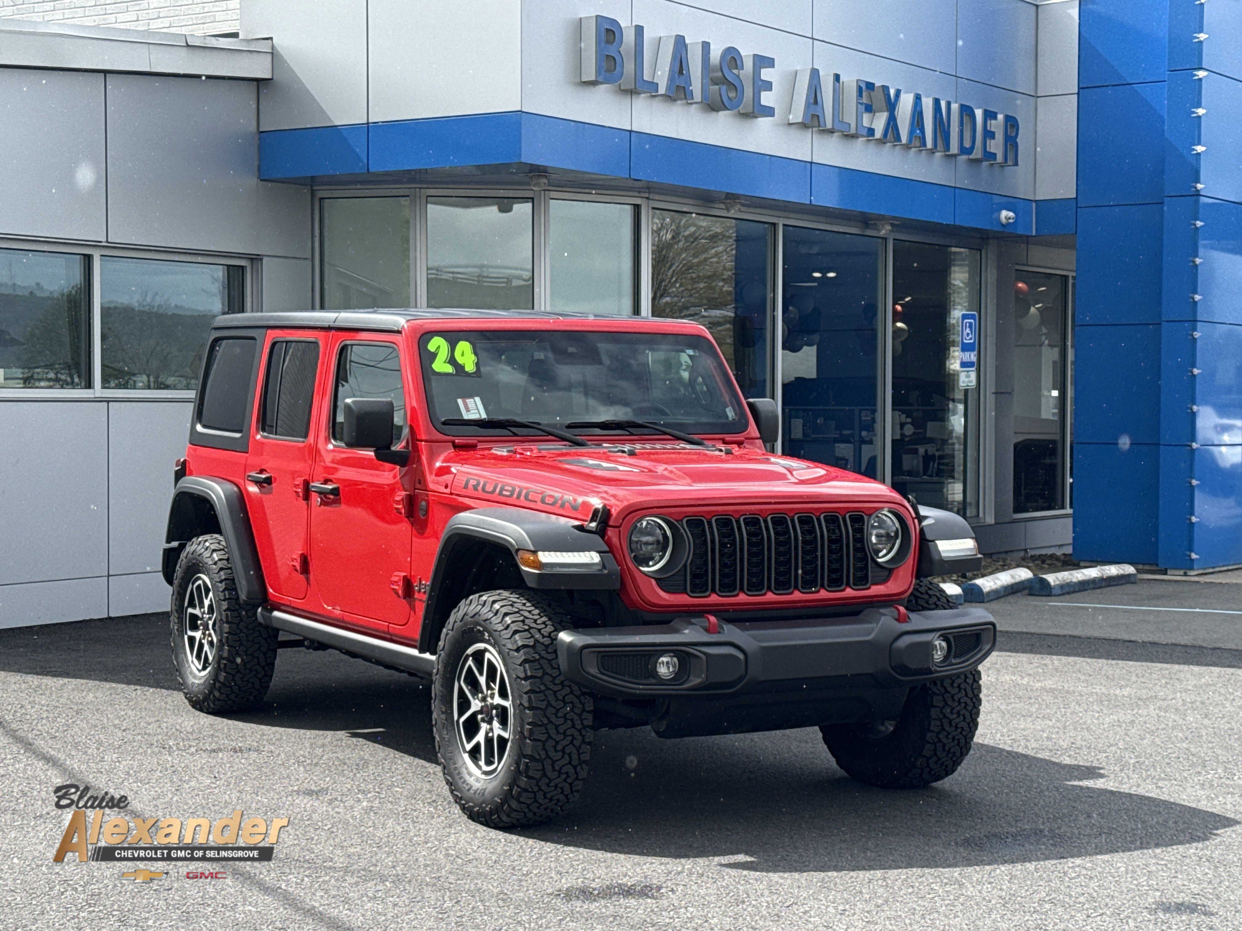 Used 2024 Jeep Wrangler Unlimited Rubicon AWD/4WD image 1