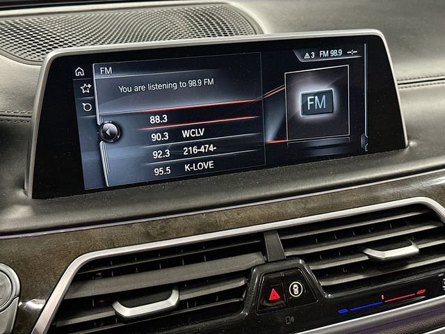 Used 2016 BMW 750i xDrive image 15