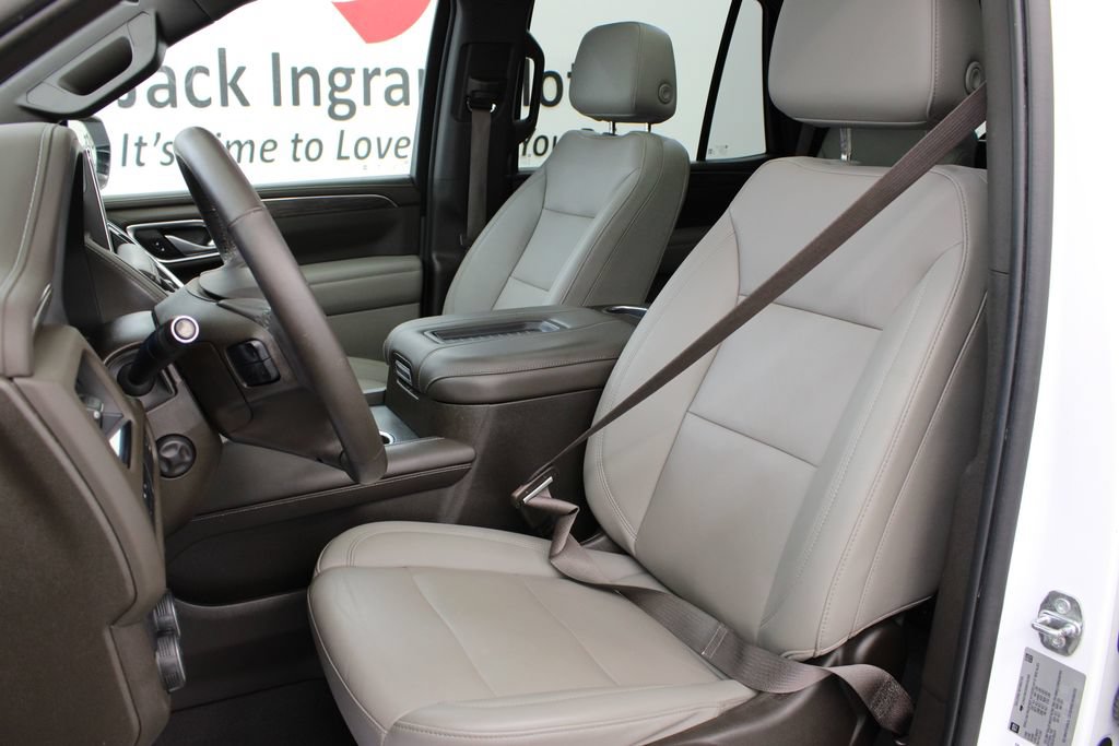 Used 2022 Chevrolet Tahoe LT w/ LT Signature Package RWD image 15