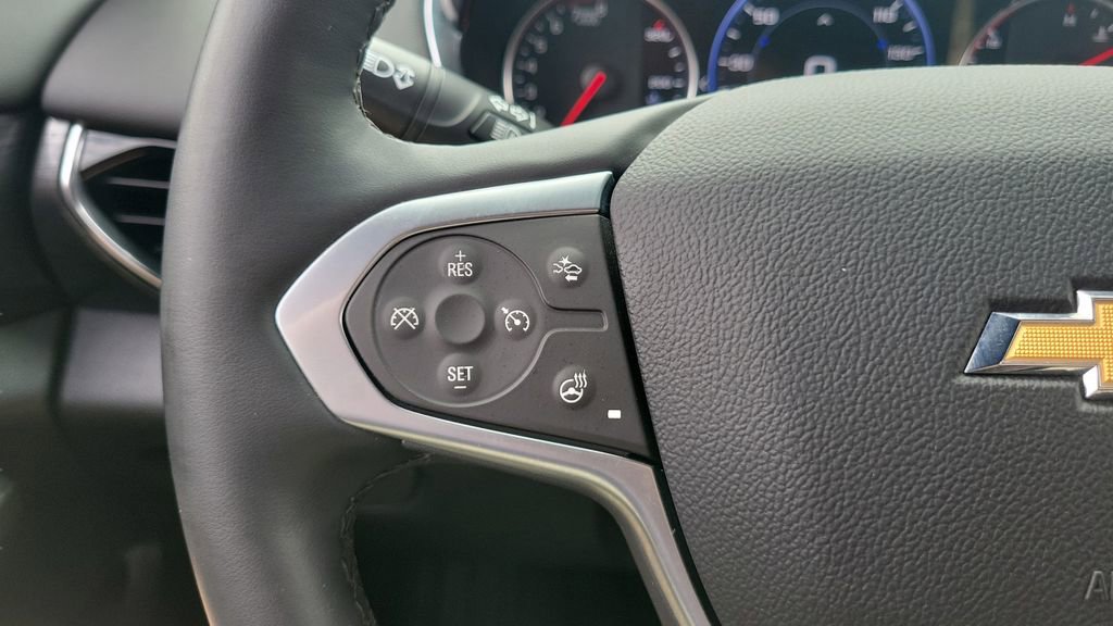 Used 2023 Chevrolet Traverse High Country AWD/4WD image 33