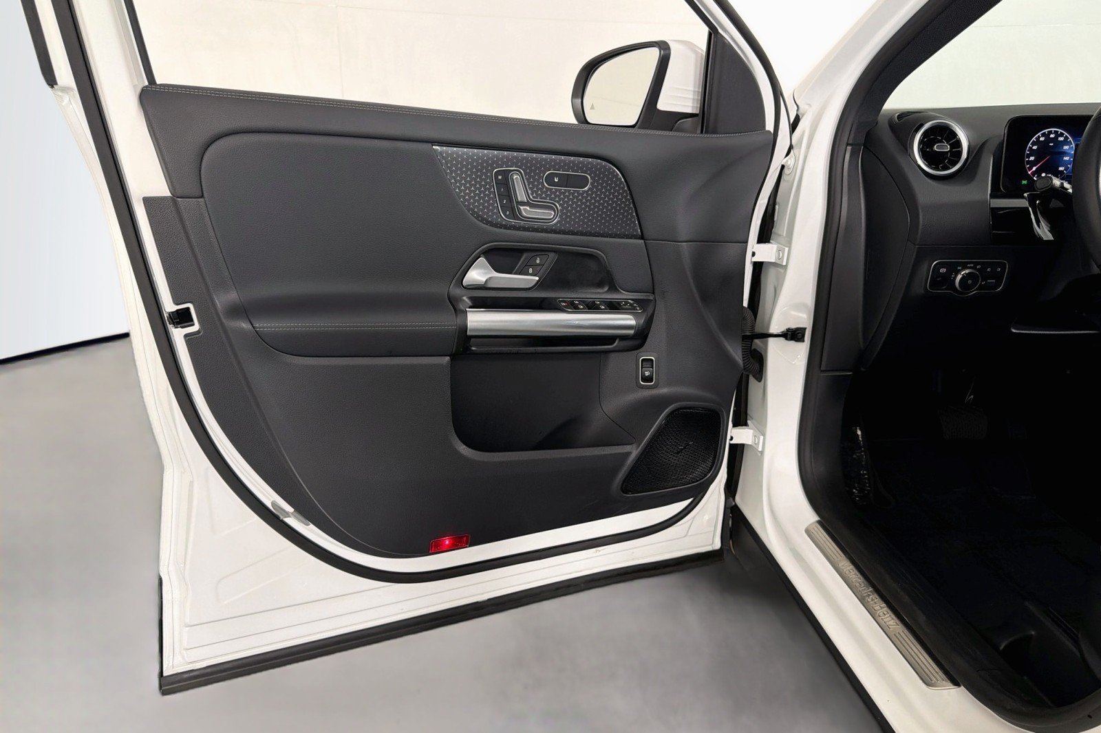 Certified 2026 Mercedes-Benz GLA 250 image 22