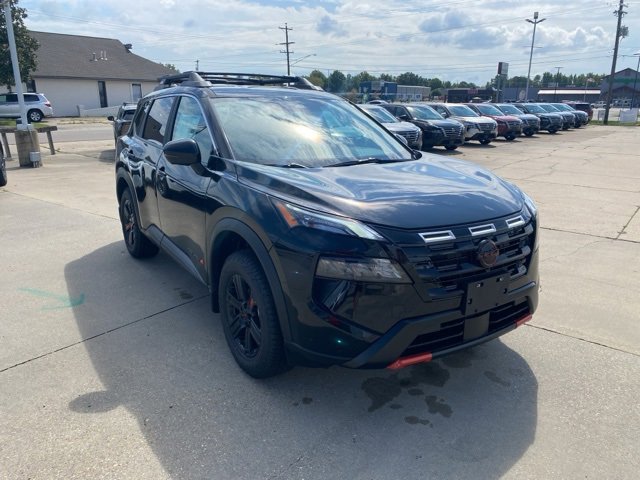 New 2026 Nissan Rogue SV image 8