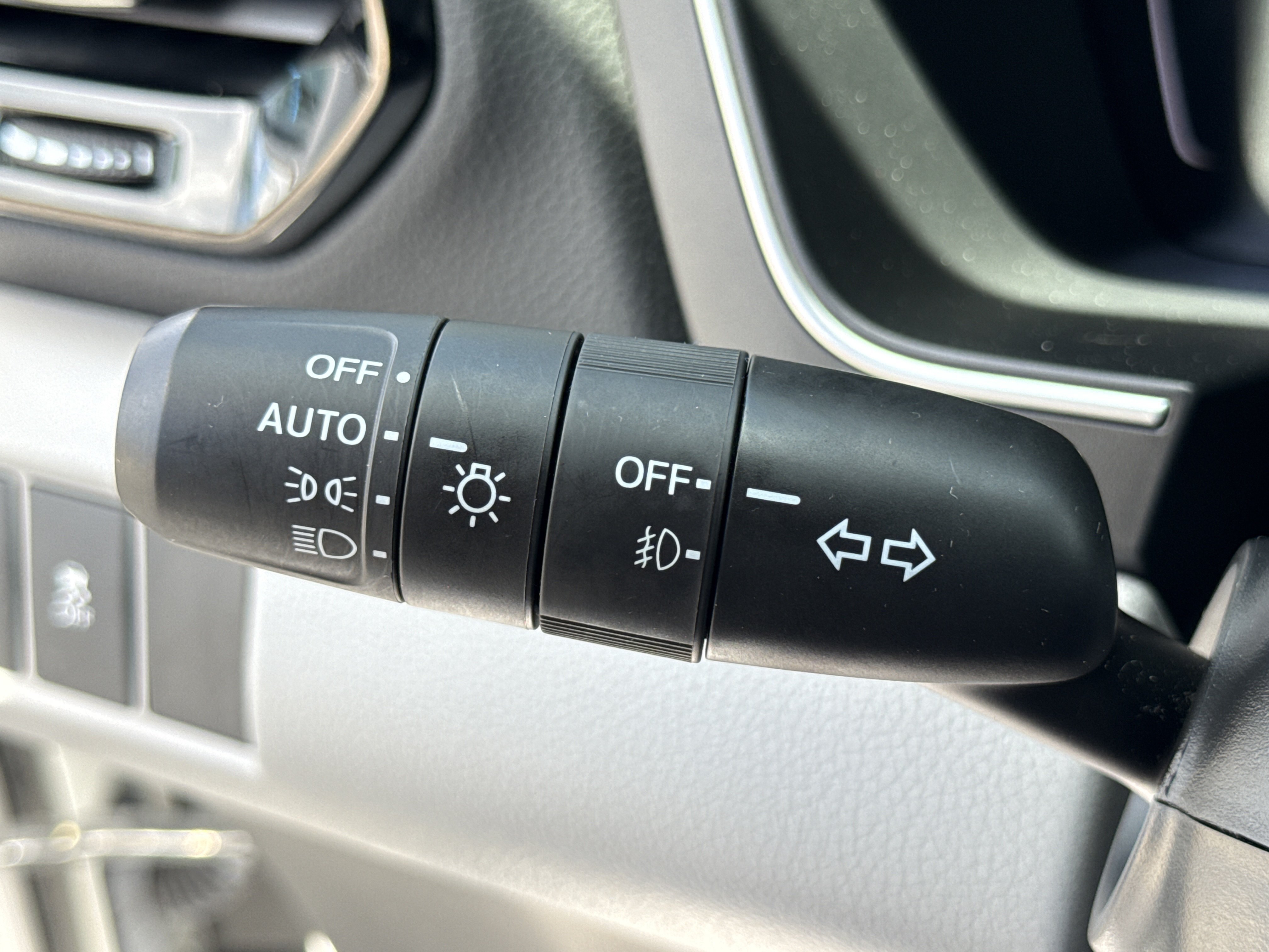 Certified 2024 Honda Pilot Touring image 36