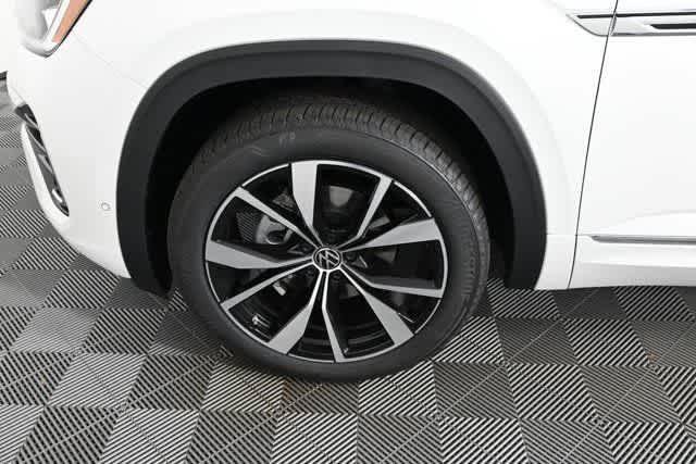 New 2026 Volkswagen Atlas Cross Sport SEL Premium R-Line AWD/4WD image 8