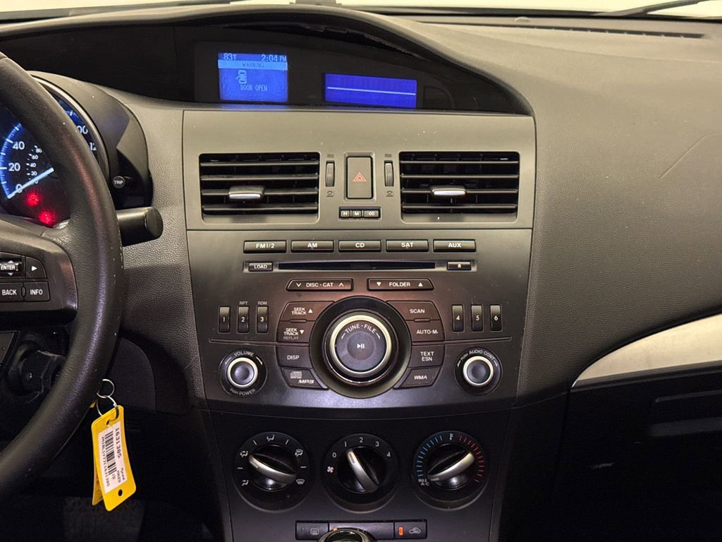Used 2012 MAZDA MAZDA3 i Touring FWD image 13