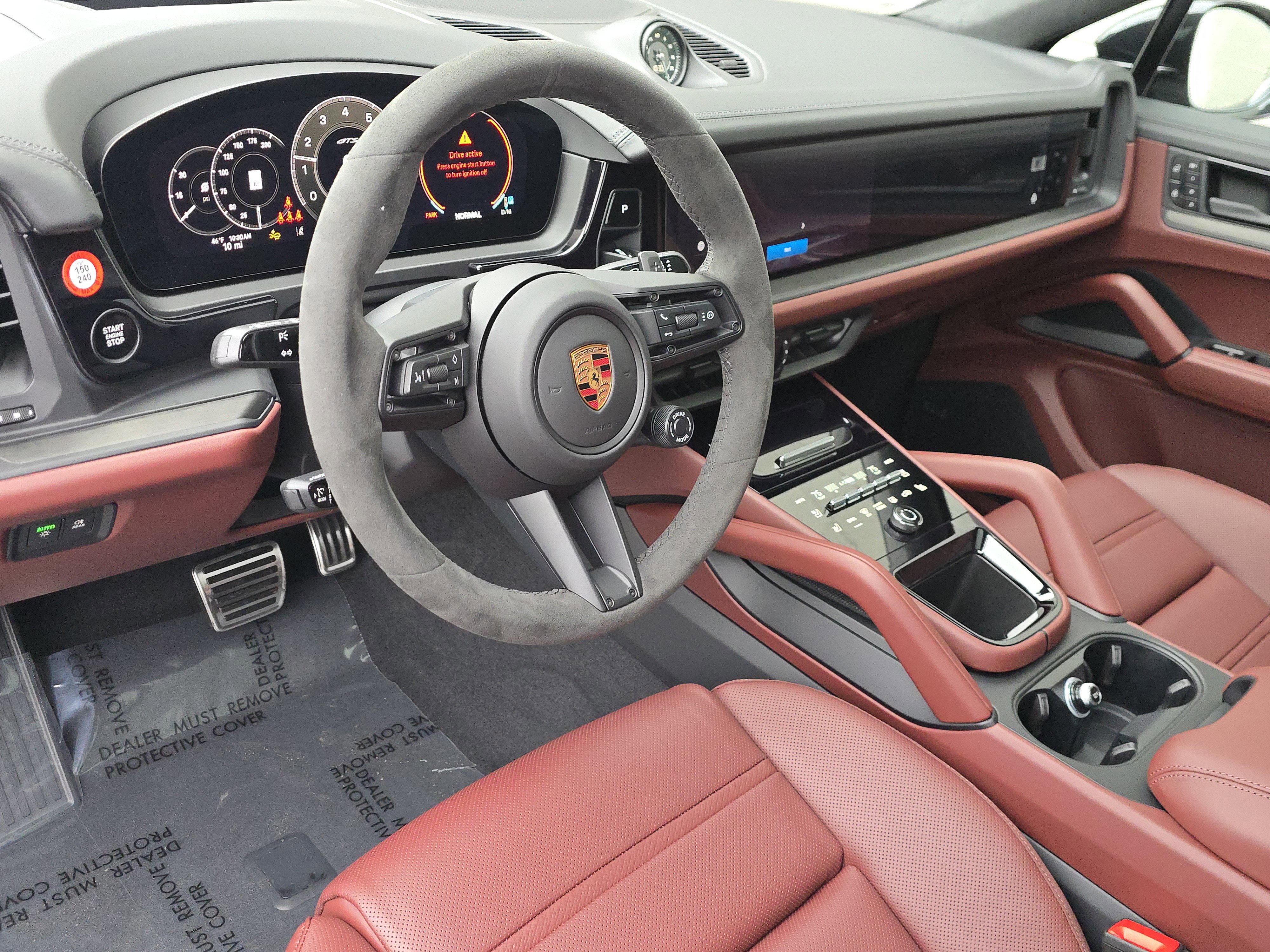 New 2026 Porsche Cayenne GTS image 4