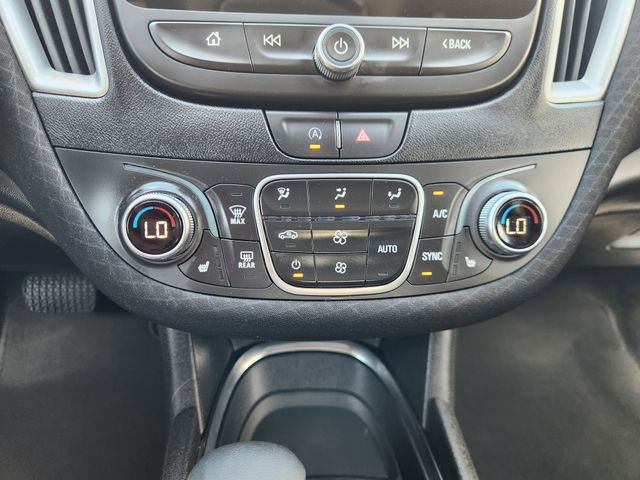 Used 2024 Chevrolet Malibu LT image 18