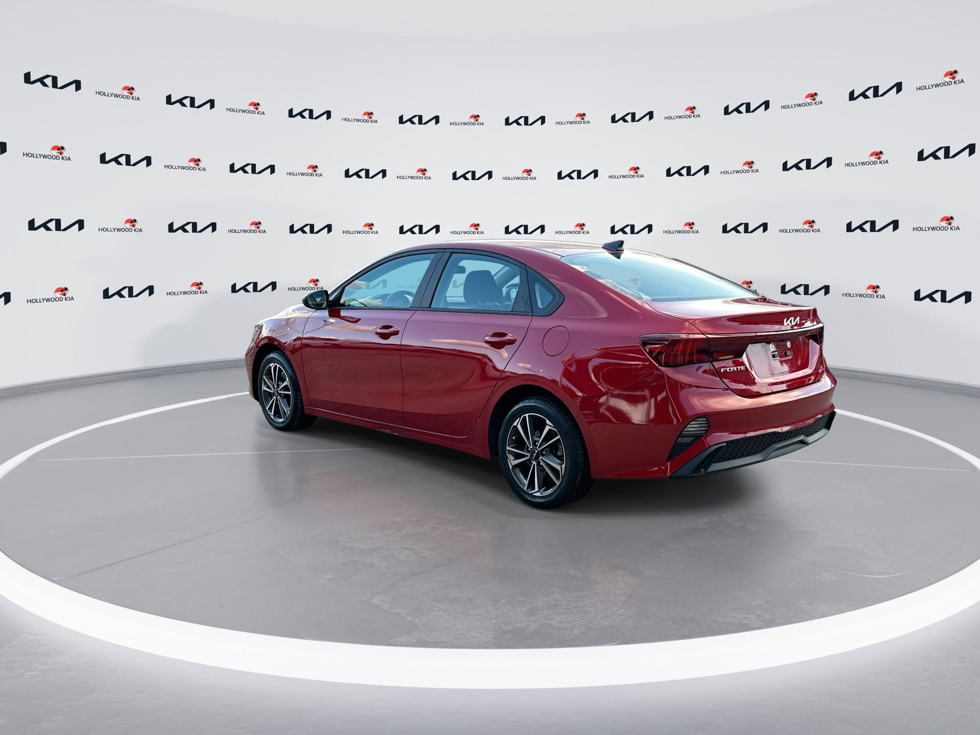 Used 2023 Kia Forte LXS image 6