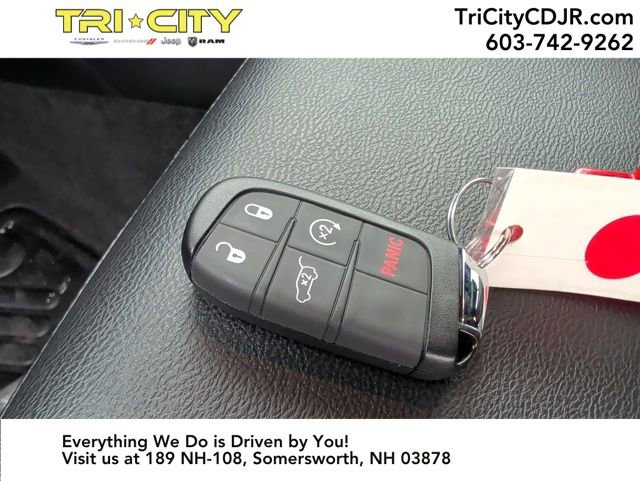 New 2026 Jeep Compass Limited image 28