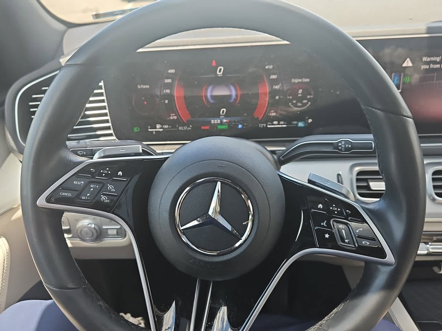 Used 2025 Mercedes-Benz GLE 450e 4MATIC image 15