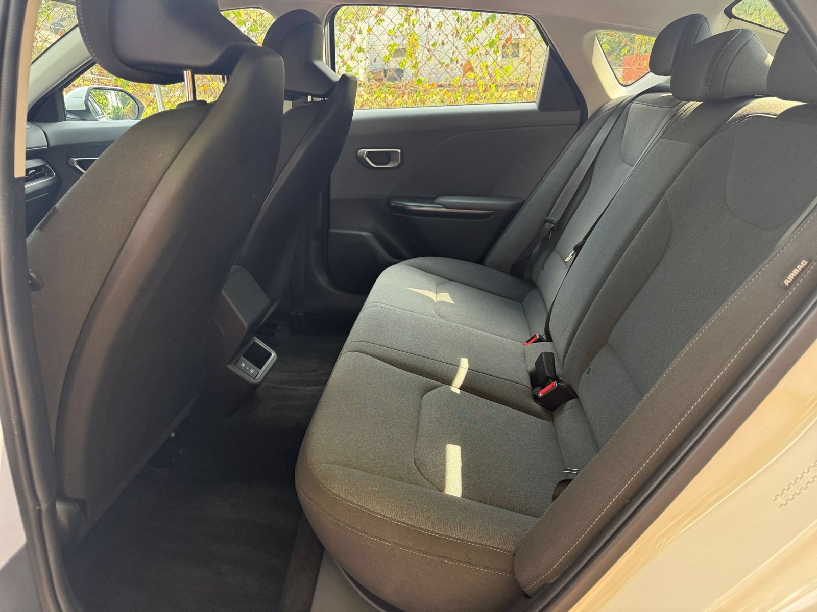 Used 2025 Kia K4 FWD image 24