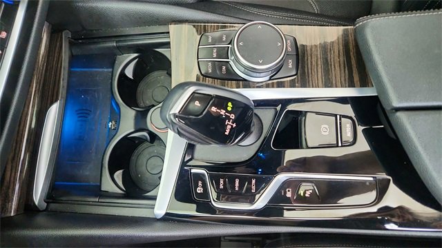 Used 2023 BMW 530e xDrive w/ Premium Package image 52