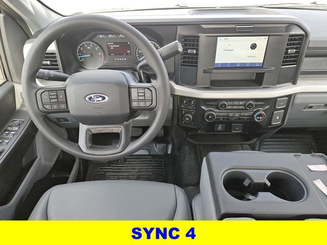 New 2026 Ford F250 XL w/ XL Chrome Package image 4