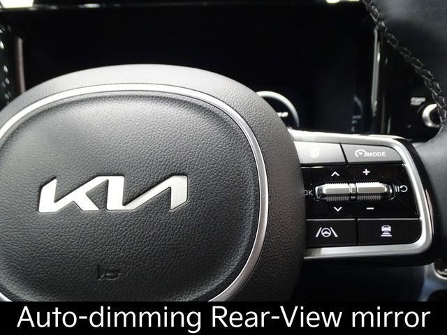 Certified 2023 Kia Sorento SX image 28