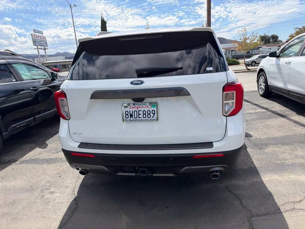 Used 2021 Ford Explorer XLT w/ Equipment Group 202A RWD image 5