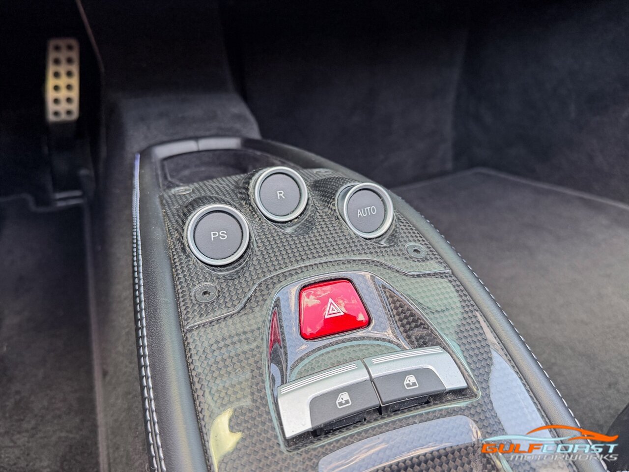 Used 2015 Ferrari 458 Spider RWD image 15