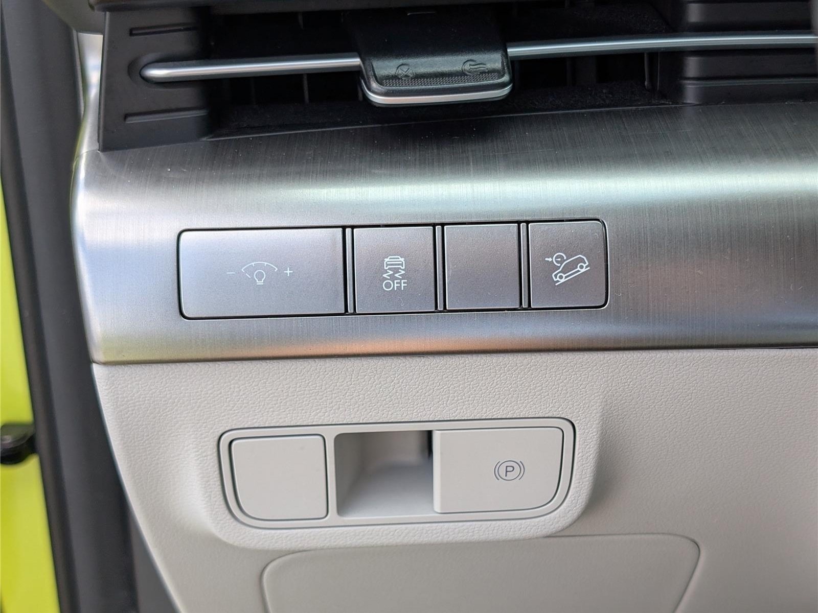 Used 2024 Hyundai Kona SEL AWD/4WD image 20