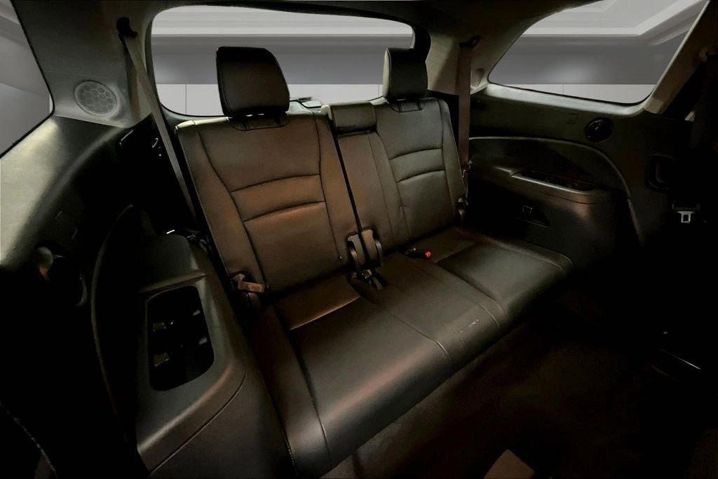 Used 2019 Honda Pilot Touring image 26