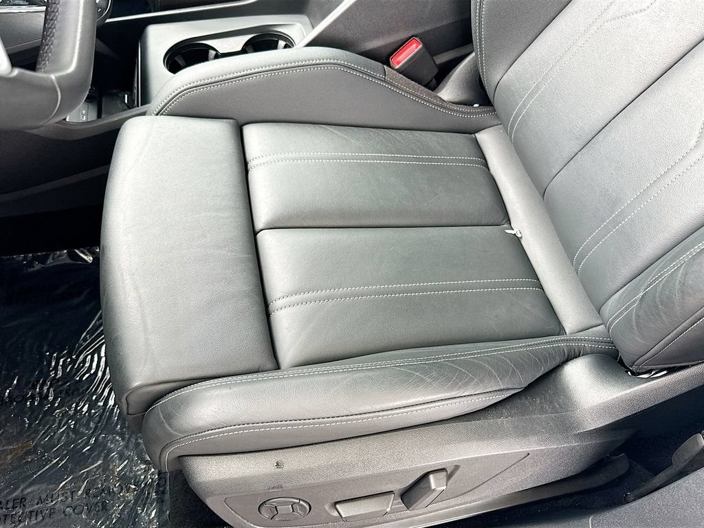 Used 2023 Audi Q4 e-tron Premium Plus w/ Premium Plus AWD/4WD image 20