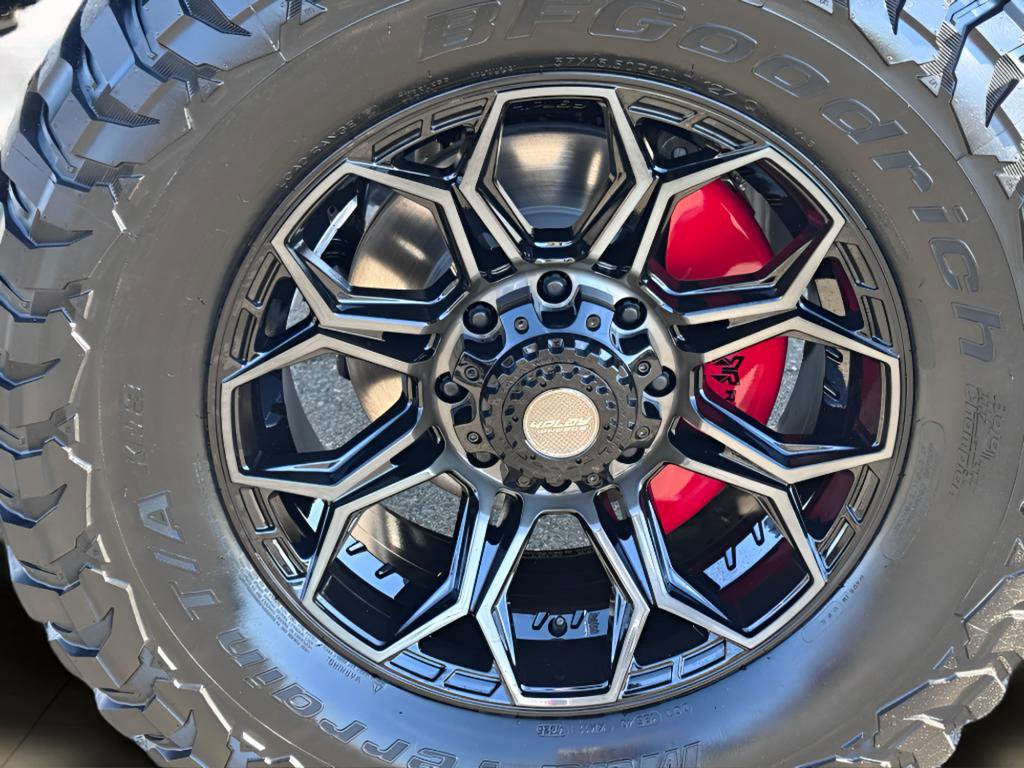 New 2026 Ford F250 Lariat w/ Black Appearance Package image 41