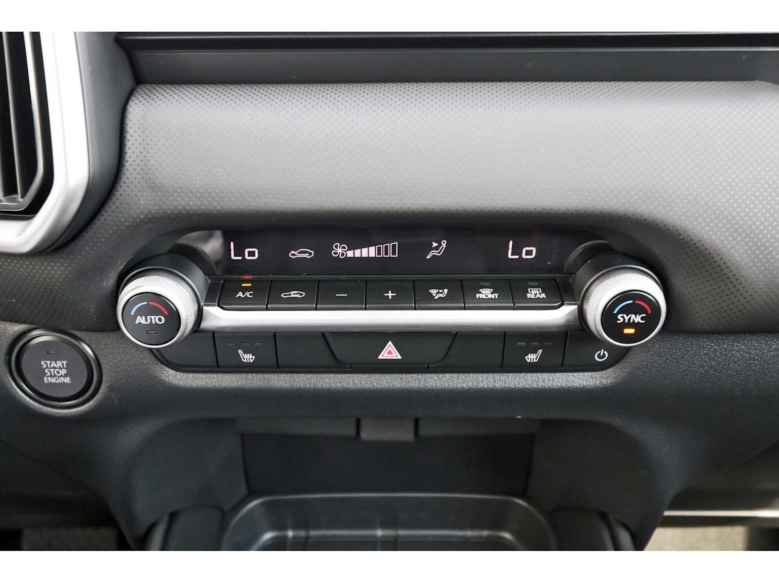 Used 2025 MAZDA CX-50 AWD 2.5 S w/ Premium Package image 24