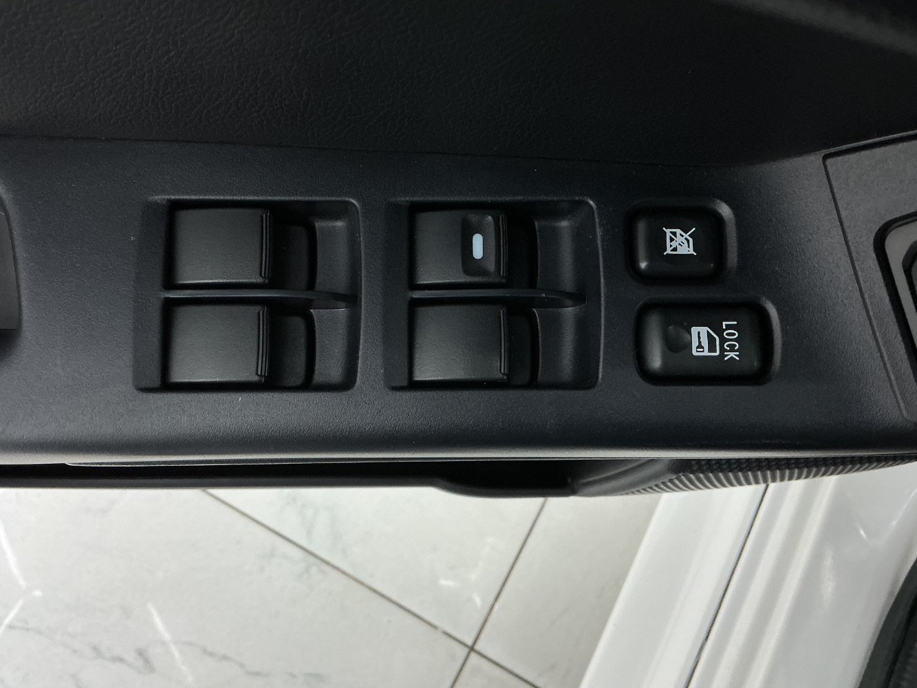 Used 2016 Mitsubishi Lancer ES AWD/4WD image 37