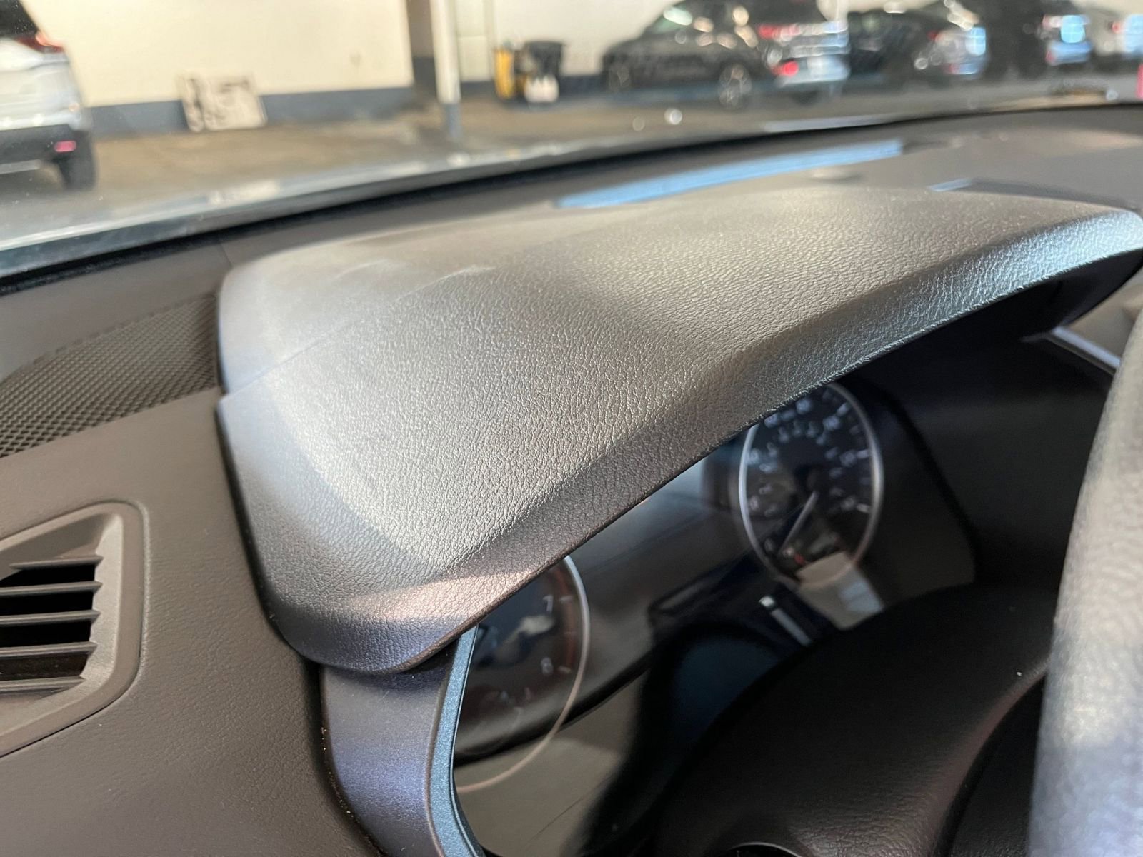 Used 2024 Nissan Altima 2.5 SV image 34