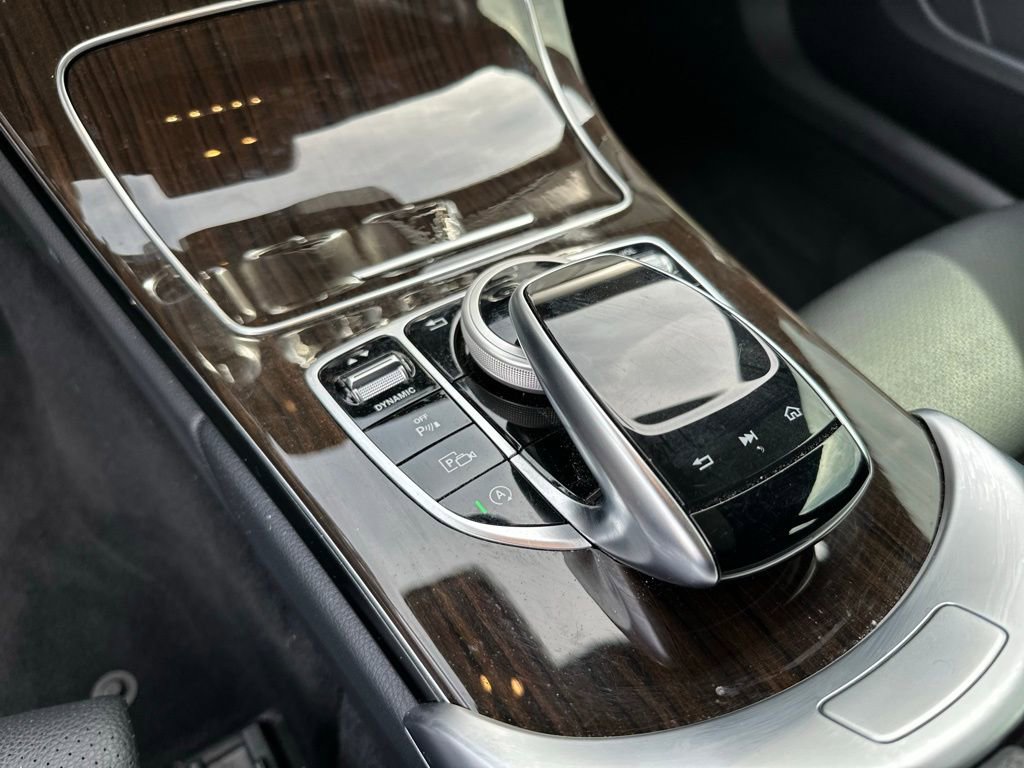 Used 2022 Mercedes-Benz C 300 4MATIC Coupe image 31