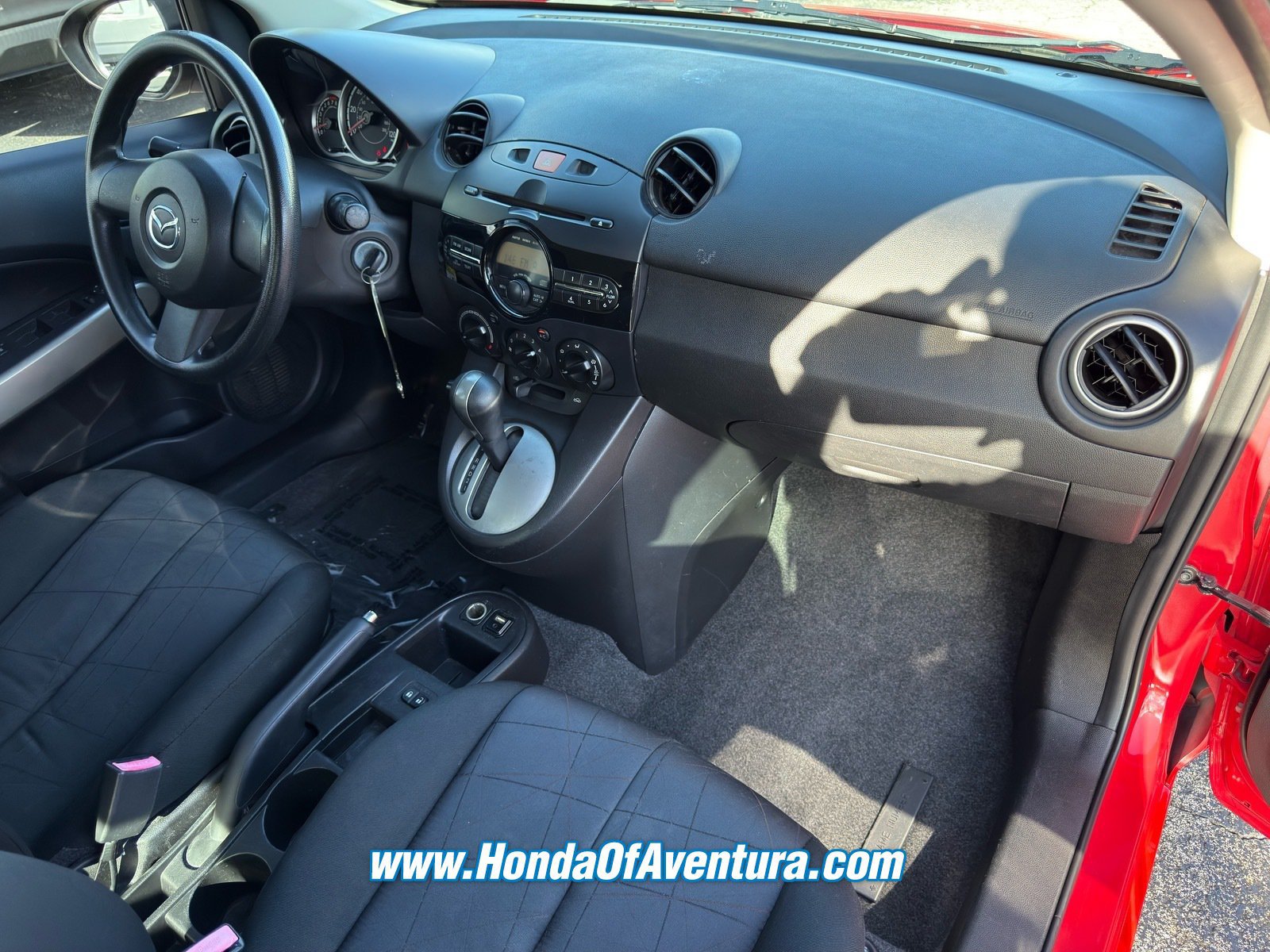 Used 2013 MAZDA MAZDA2 Sport FWD image 10