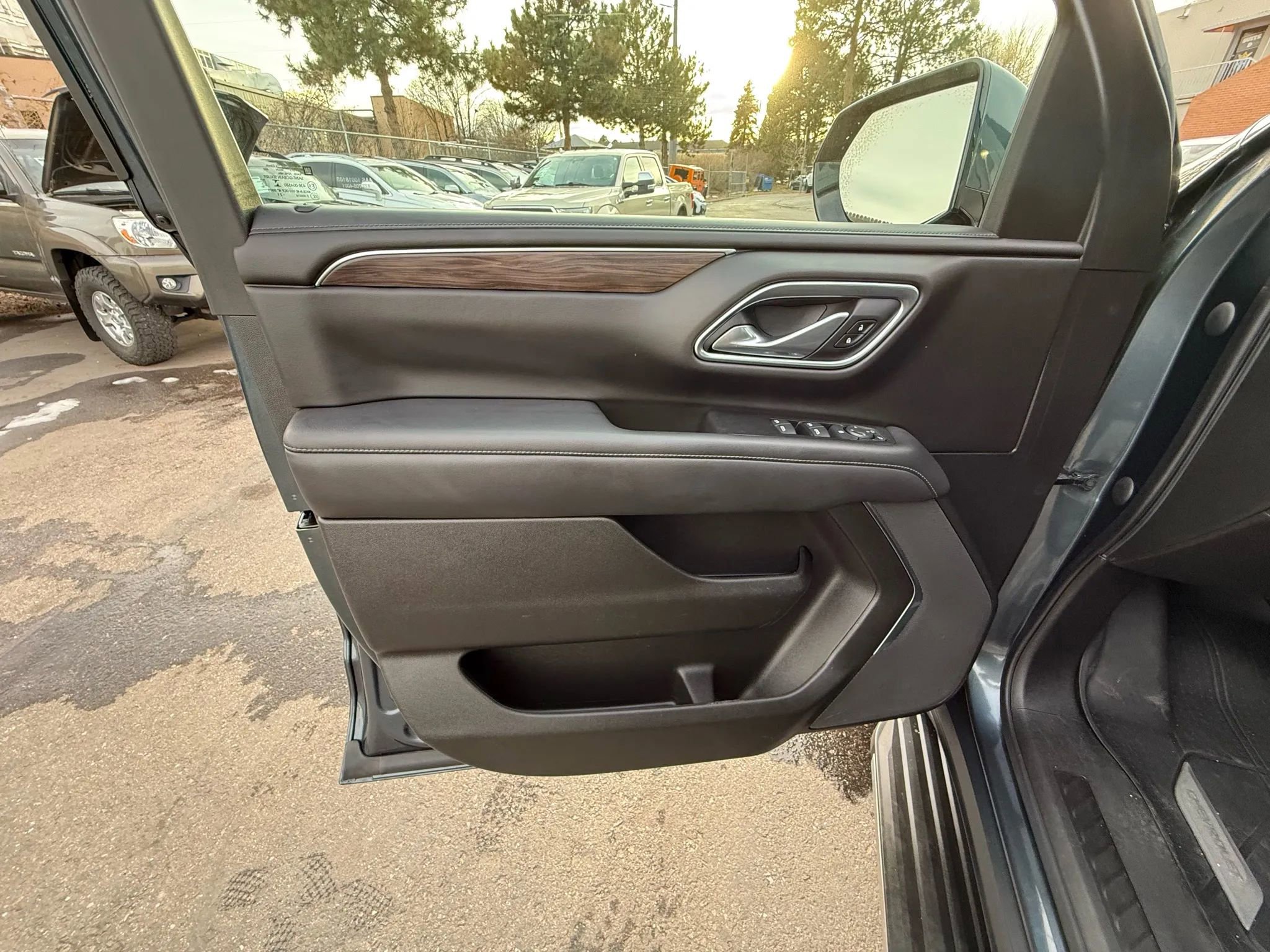 Used 2021 Chevrolet Tahoe LS image 43