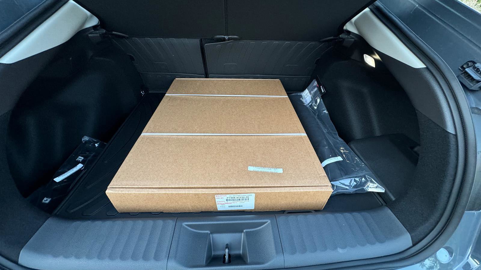 New 2026 Toyota Prius XLE image 9