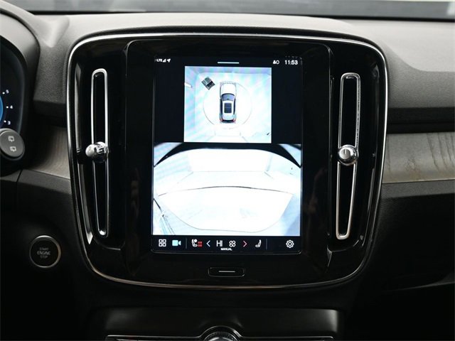 Used 2024 Volvo XC40 B5 Plus w/ Climate Package image 21