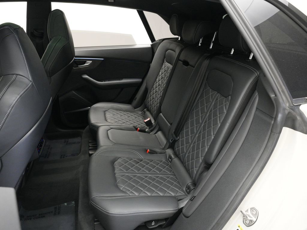 Certified 2023 Audi SQ8 Premium Plus AWD/4WD image 7