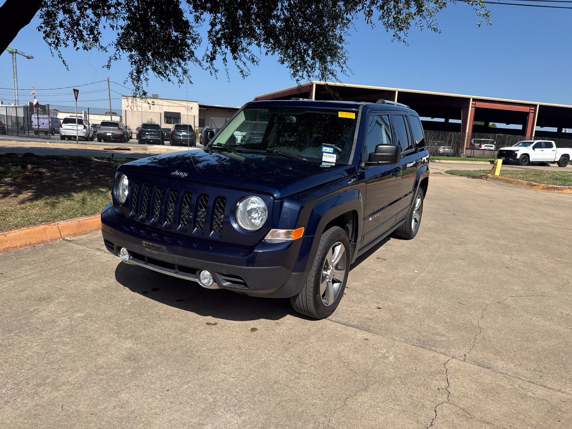 Used 2016 Jeep Patriot High Altitude FWD image 1