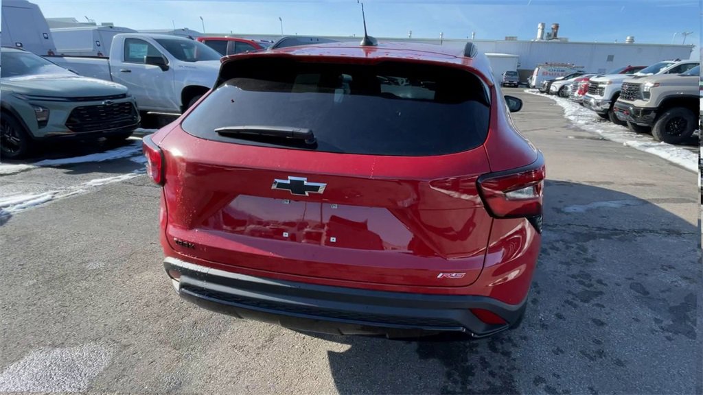 New 2026 Chevrolet Trax RS w/ Sunroof Package image 9