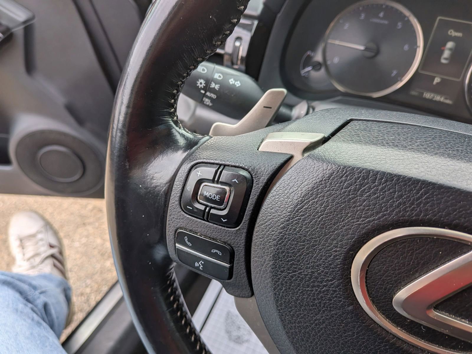 Used 2017 Lexus IS 300 AWD w/ Premium Package image 28