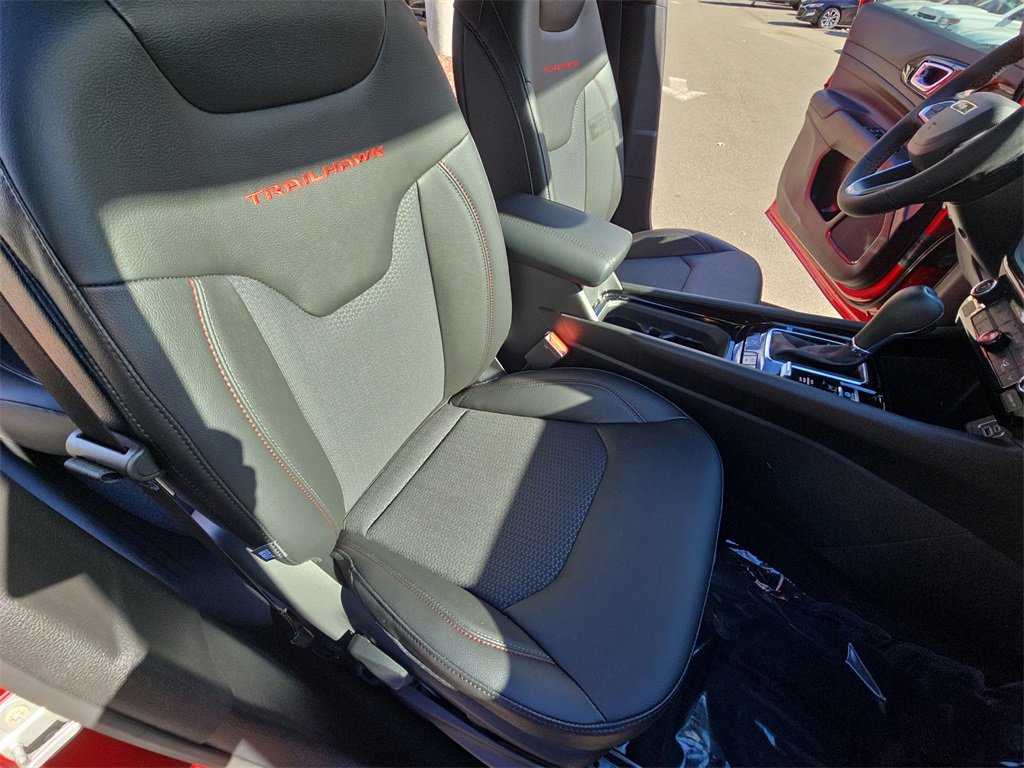 New 2026 Jeep Compass Trailhawk image 10