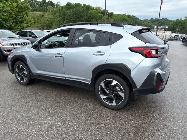 Used 2025 Subaru Crosstrek 2.5i Limited AWD/4WD image 3