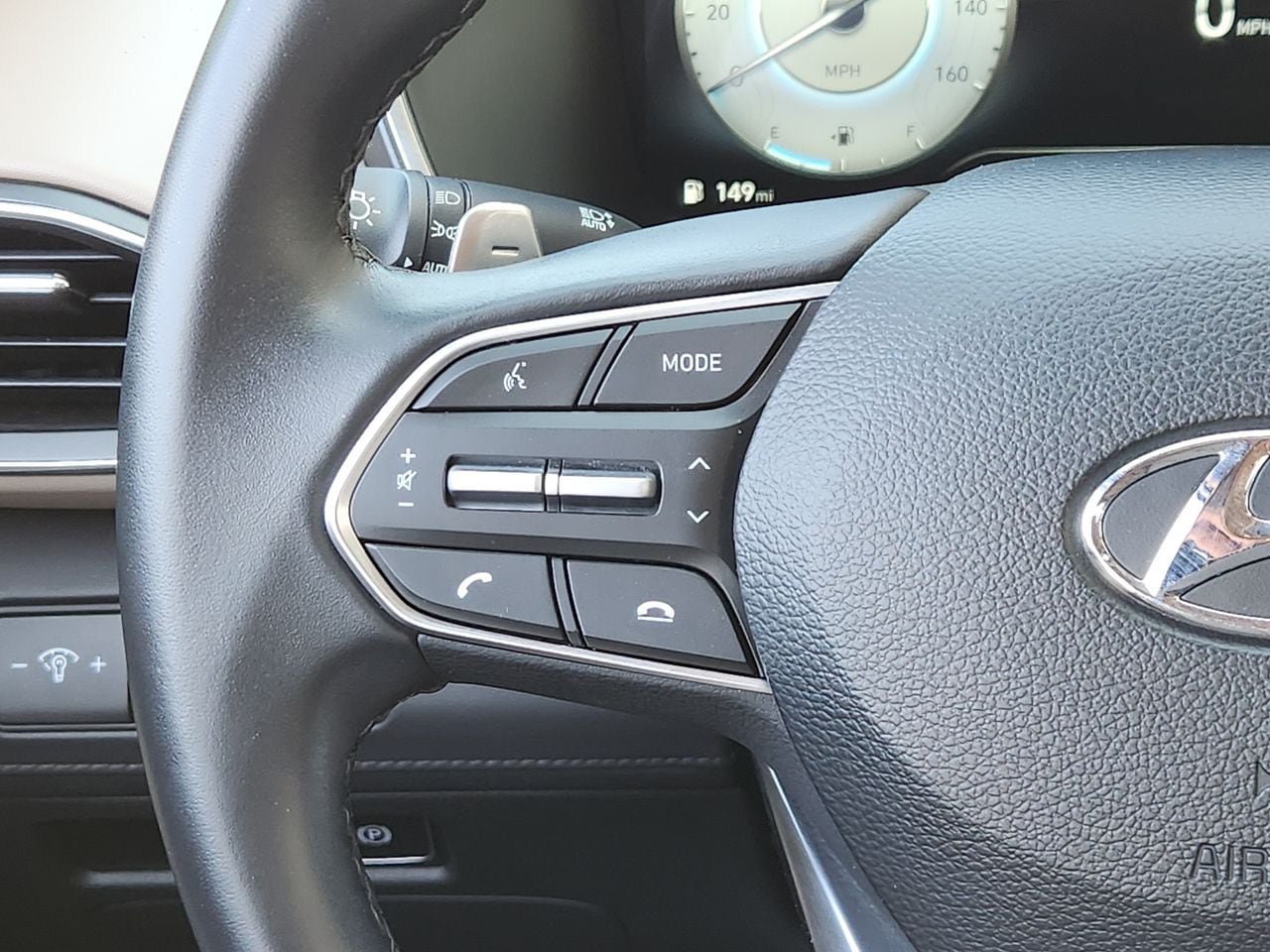 Used 2023 Hyundai Santa Fe SEL w/ Premium Package FWD image 27