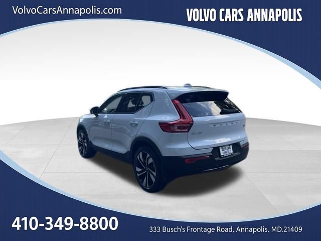 Certified 2024 Volvo XC40 B5 Ultimate w/ Protection Package Premier AWD/4WD image 6