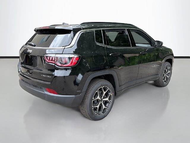 New 2026 Jeep Compass Limited w/ Sun, Sound & Navigation Group AWD/4WD image 6