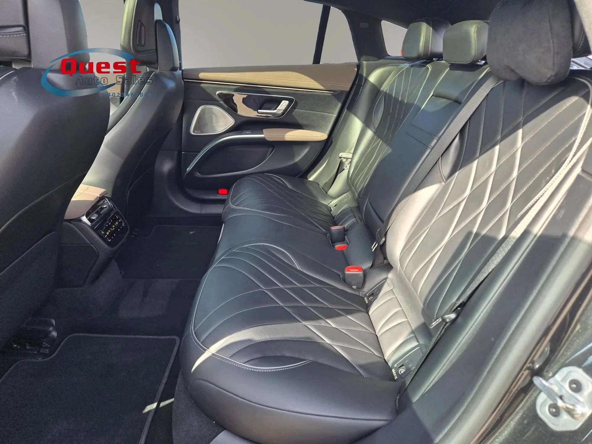 Used 2023 Mercedes-Benz EQS 580 4MATIC Sedan w/ Exclusive Trim Package image 57