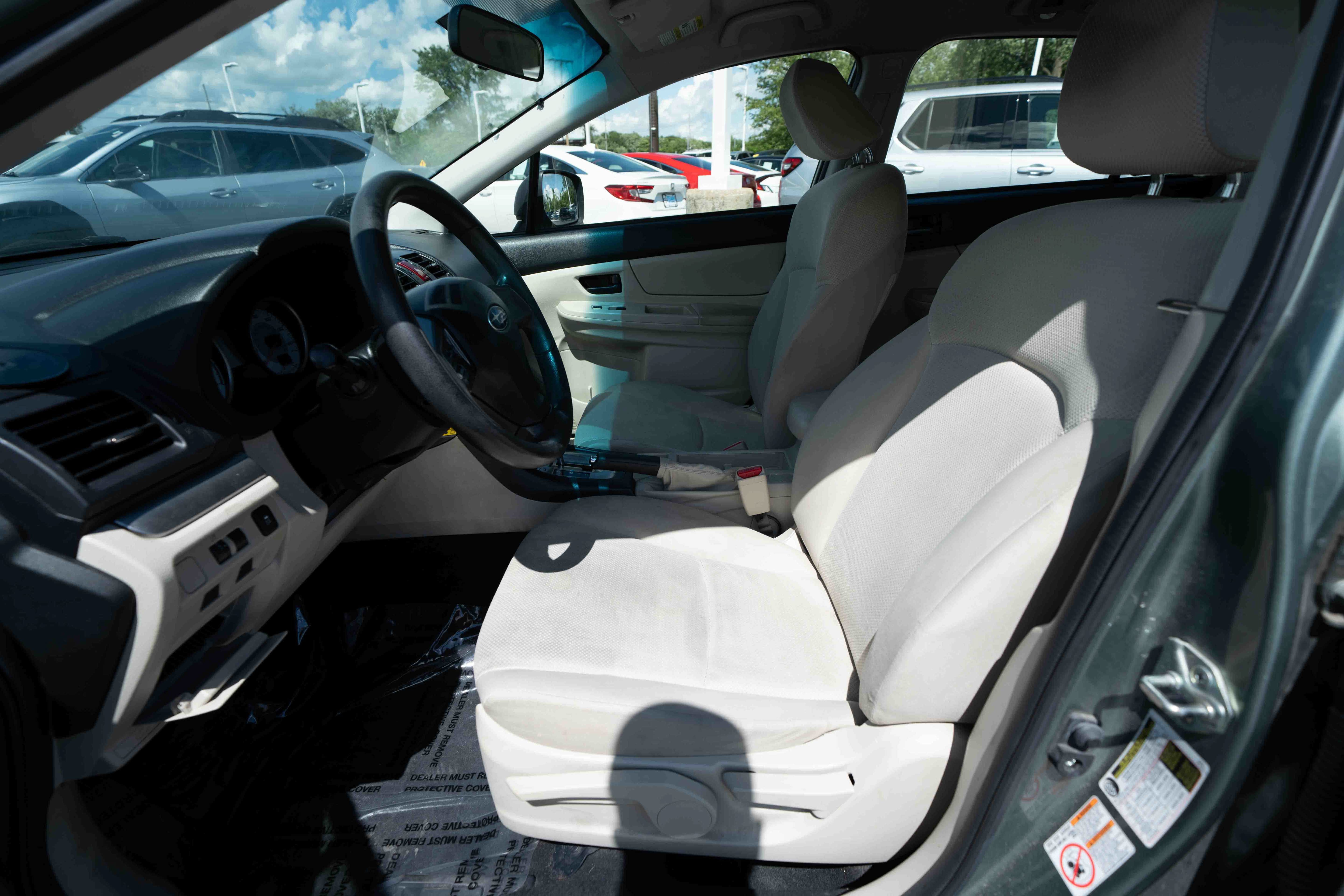 Used 2014 Subaru Impreza 2.0i AWD/4WD image 9