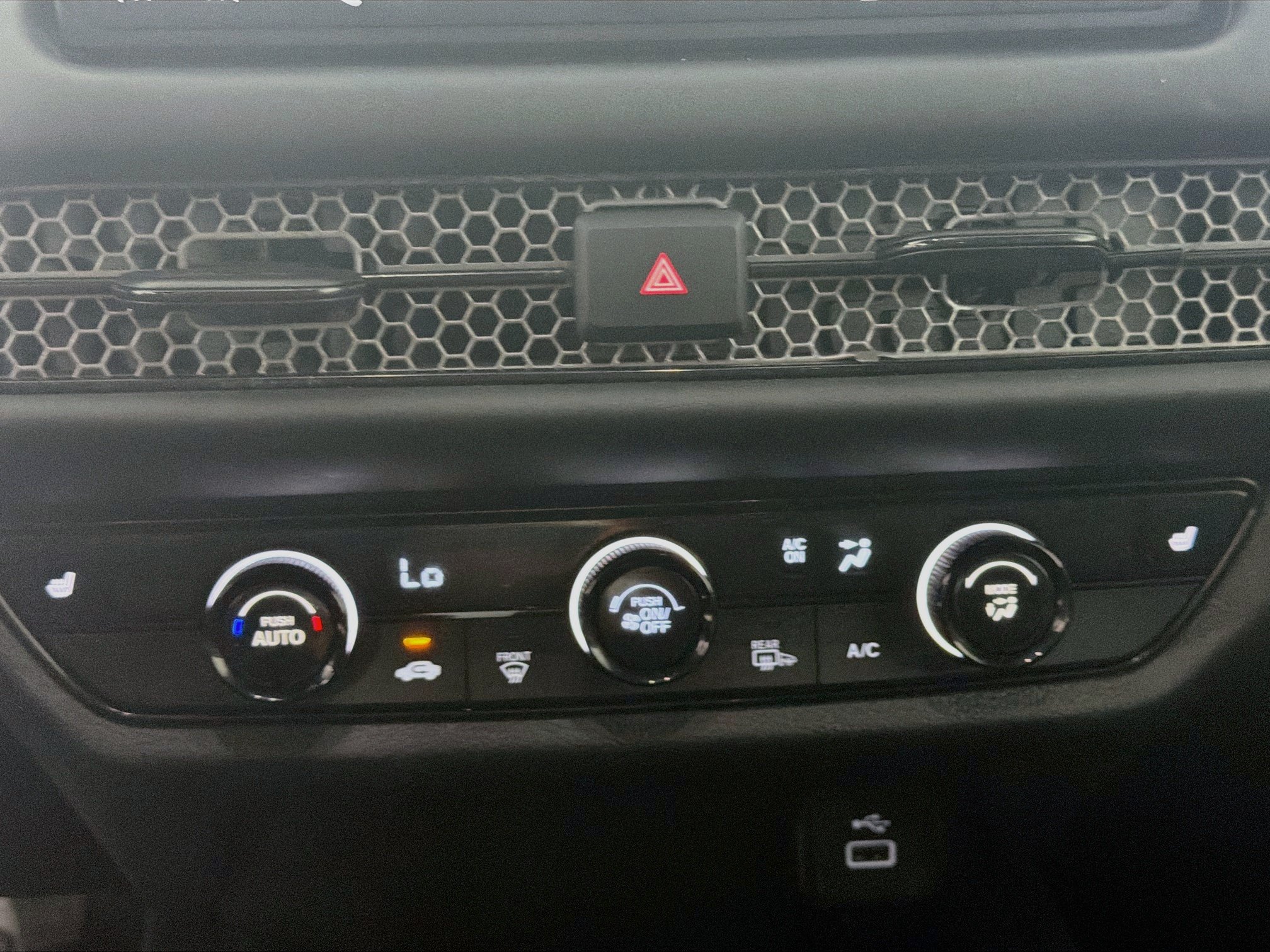 Used 2024 Honda HR-V Sport image 22